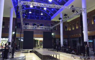 Pasarela en el Centro Comercial Artea